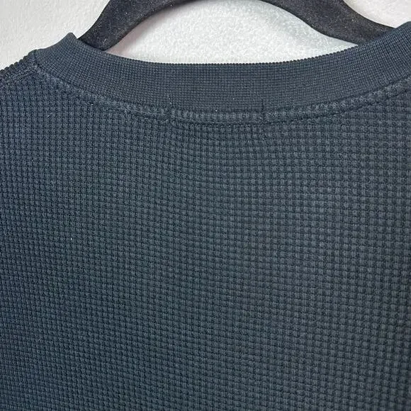Theory shirt men's Medium thermal waffle henley black cotton